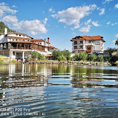 Ribkata Family Hotel Smoljan Esterno foto